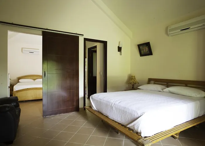 Khu nghỉ mát Thuy Thuy